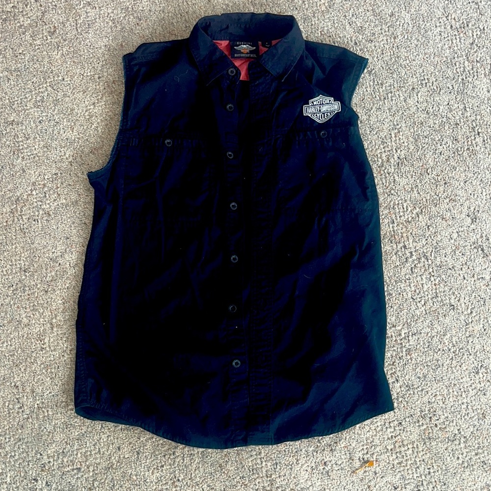 Harley Davidson button up sleeveless shirt